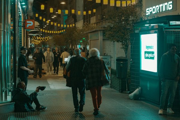 Découvrez le banc de jardin hespéride alvernia parfait pour votre extérieur